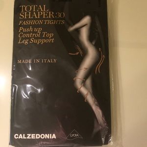 Black tights shape control